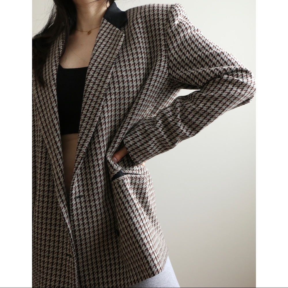 Vintage • 100% wool plaid blazer